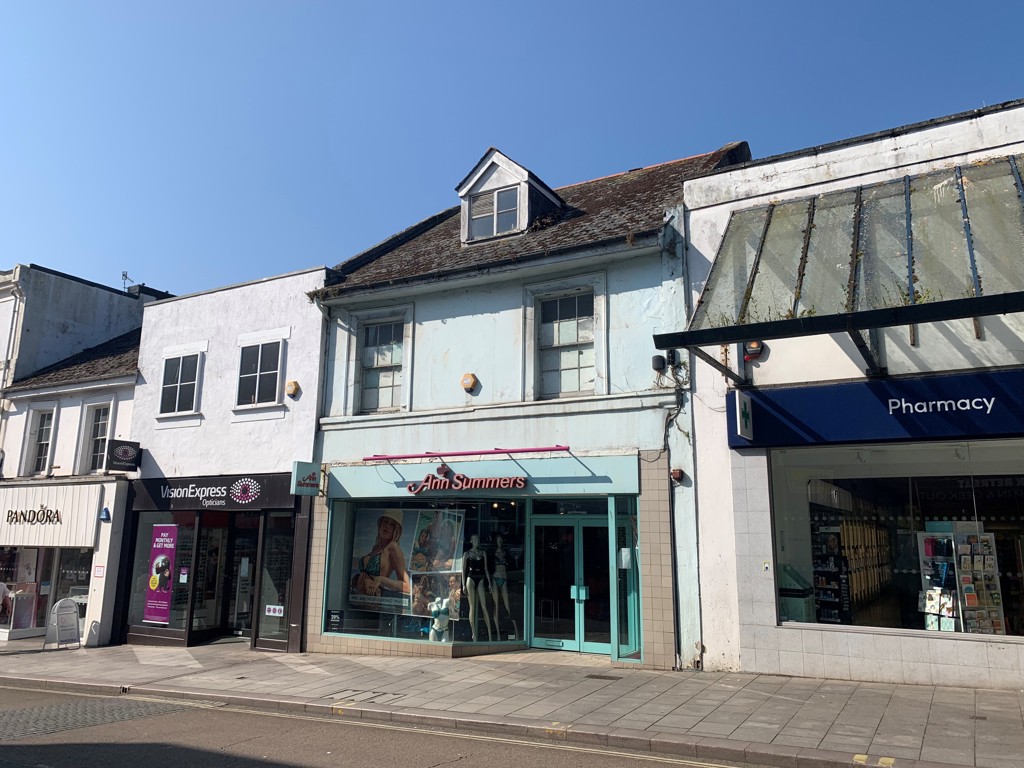 64 , Union Street, Torquay, Devon, TQ2 5PS Stratton Creber Commercial