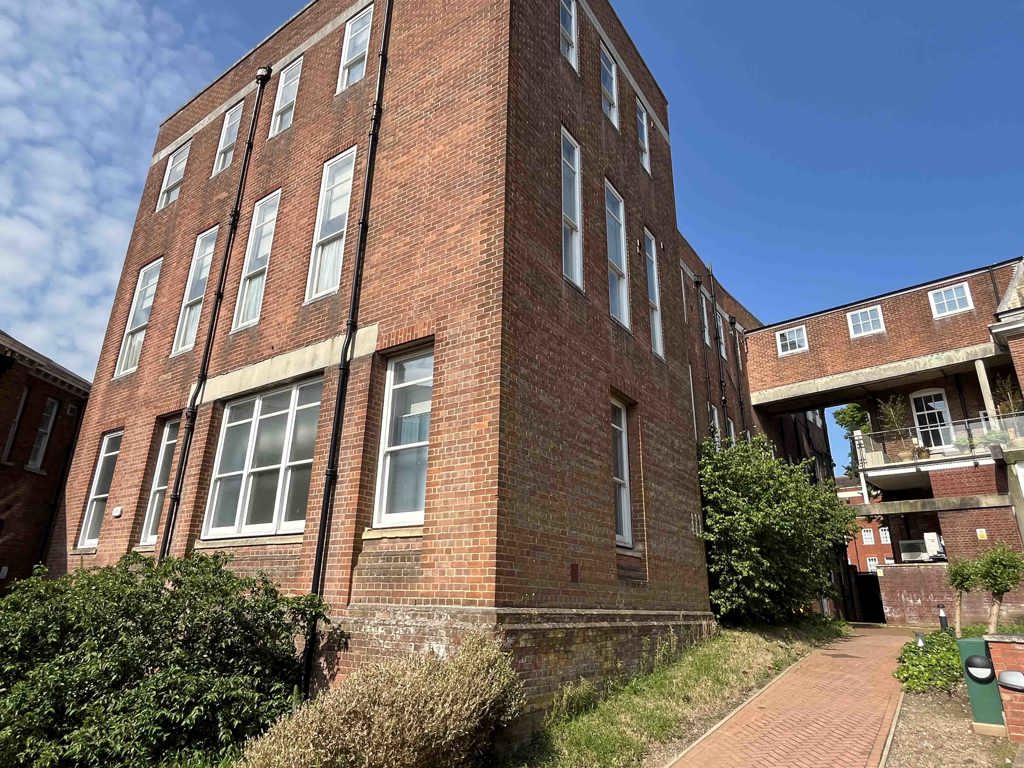 2 Cathedral Court, Southernhay East, Exeter, Devon, EX1 1AF - Stratton Creber Commercial | Commercial property agents Plymouth, Exeter Truro