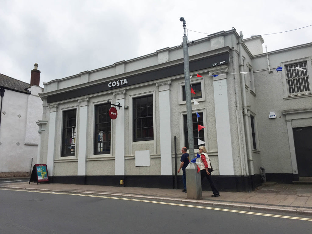 2 High Street, Cullompton, Devon, EX15 1AA - Stratton Creber Commercial | Commercial property agents Plymouth, Exeter Truro