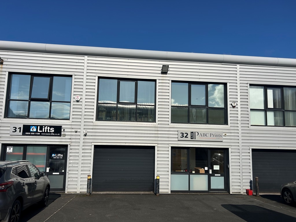 32 Sisna Park Road, Plymouth, Devon, PL6 - Stratton Creber Commercial | Commercial property agents Plymouth, Exeter Truro