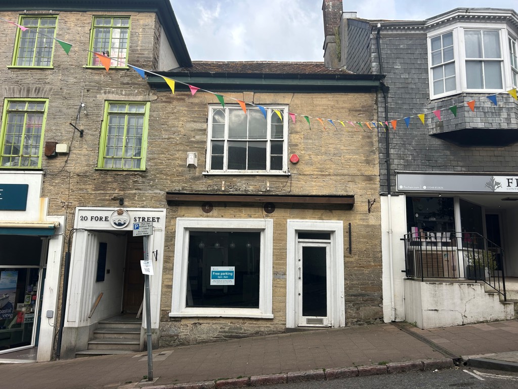 20 Fore Street, Kingsbridge, Devon, TQ7 - Stratton Creber Commercial | Commercial property agents Plymouth, Exeter Truro